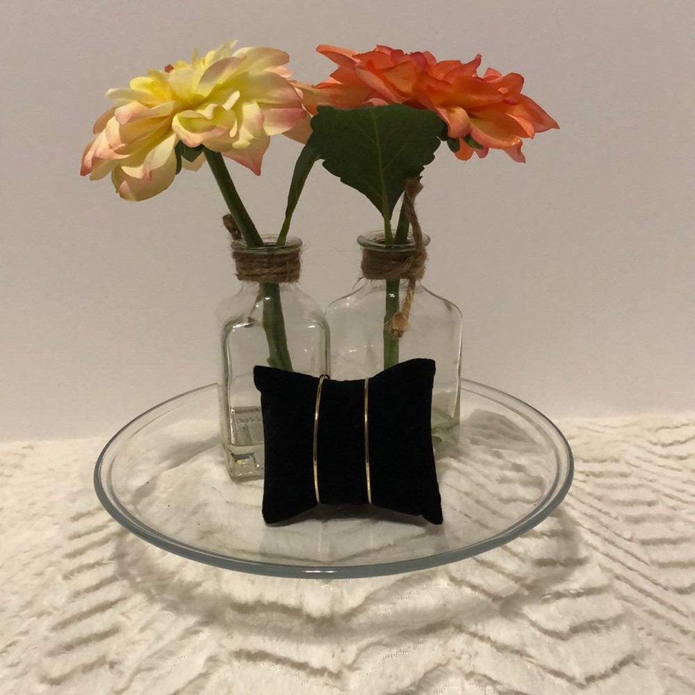 💗 Thin Gold Hoop Earrings